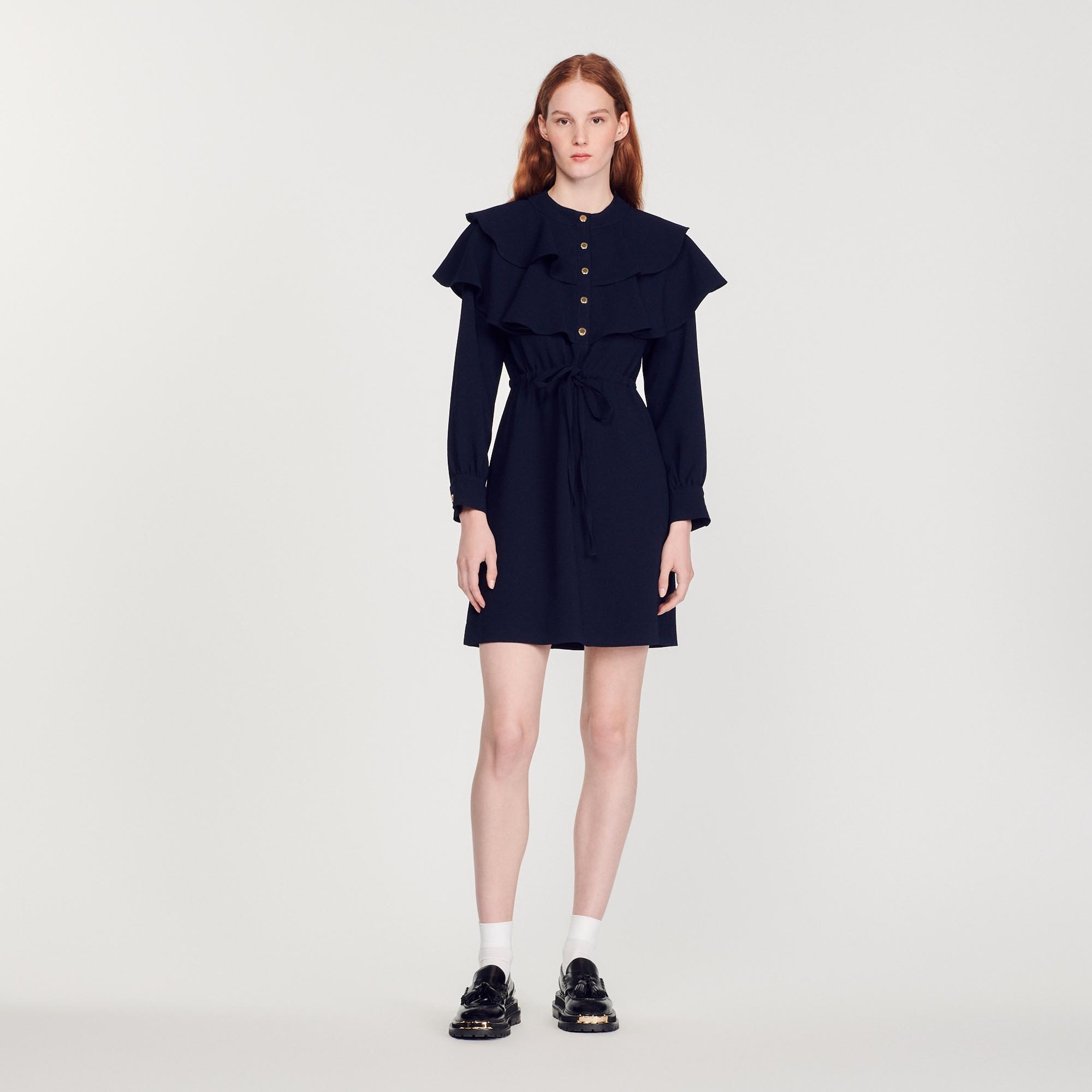 Dress with oversize ruffles - 3