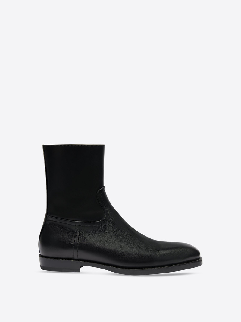LEATHER CHELSEA BOOTS 1