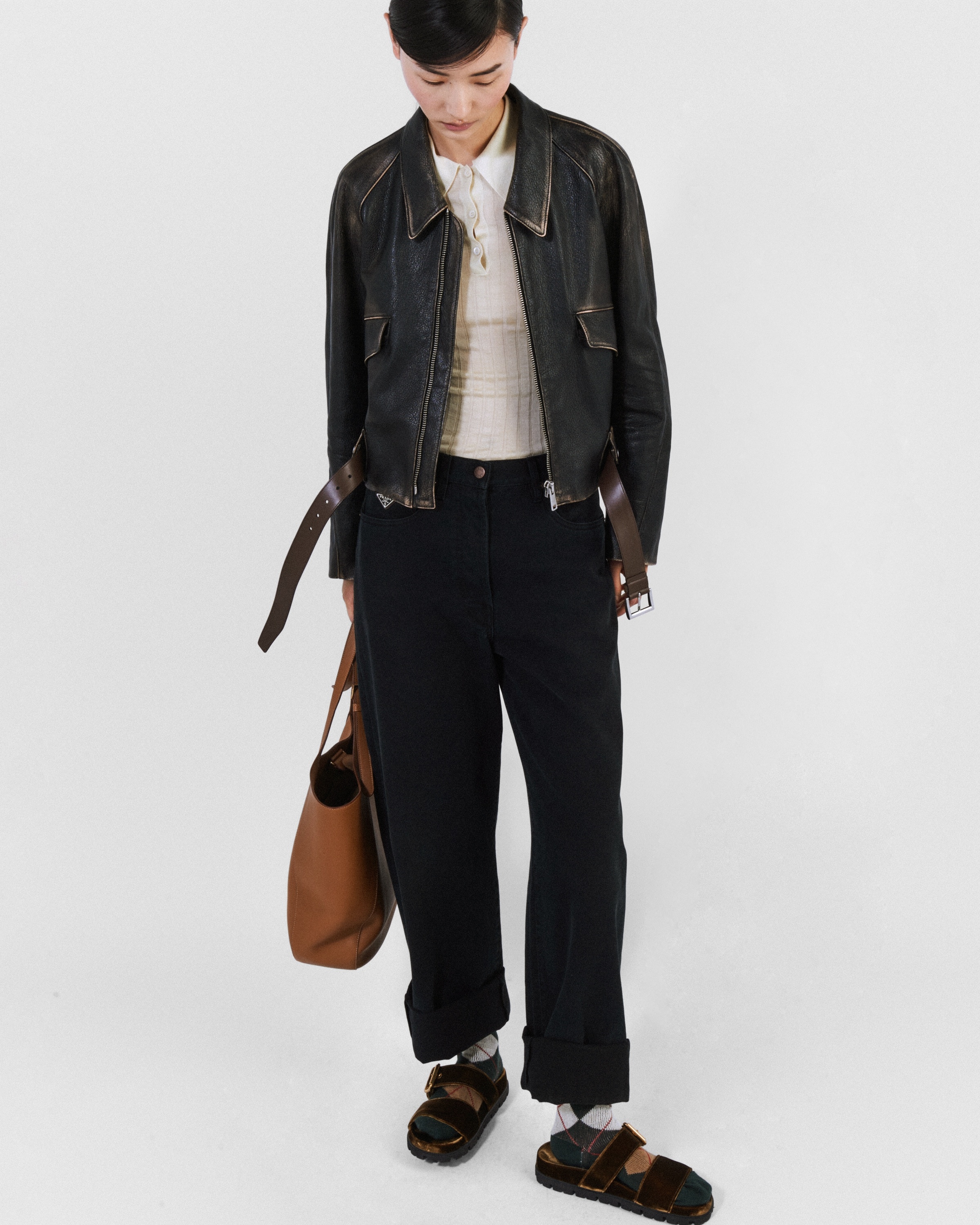 【プラダ・PRADA】Barrel leg jeans Prada Barrel Leg Jeans | Saks Fifth Avenue