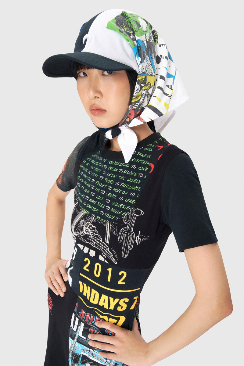Marine Serre Regenerated Graphic T-Shirts Veiled Cap outlook