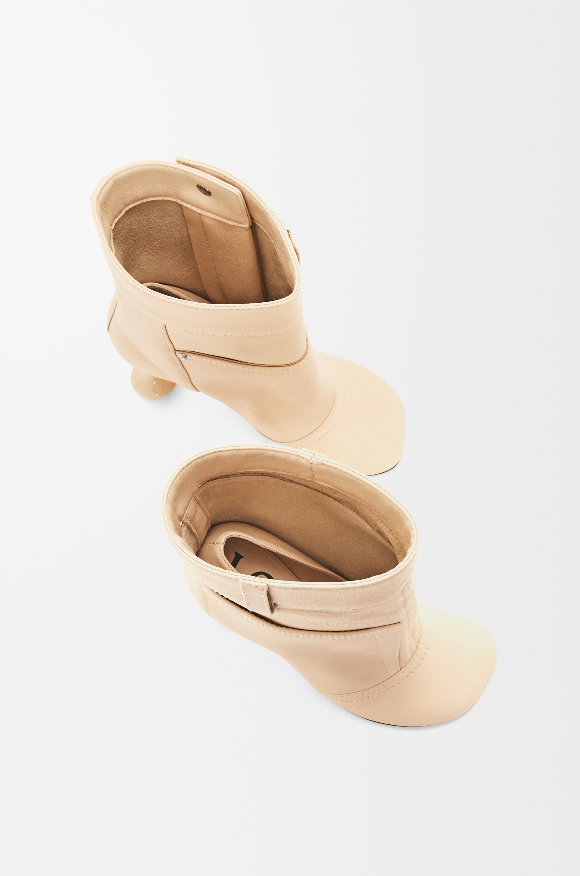 Toy ankle bootie in nappa lambskin - 4