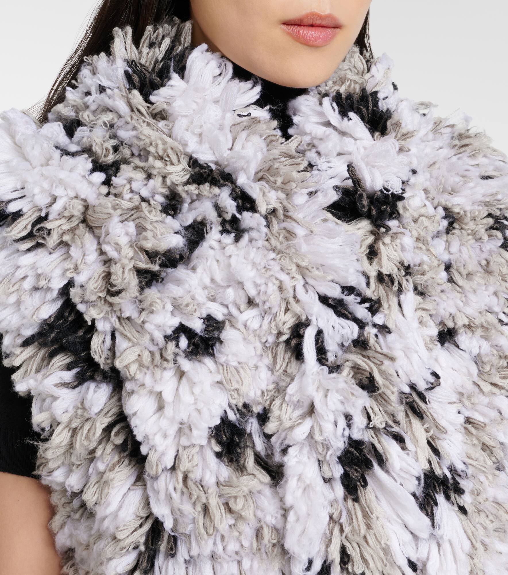 Lynx faux shearling jacquard vest - 5