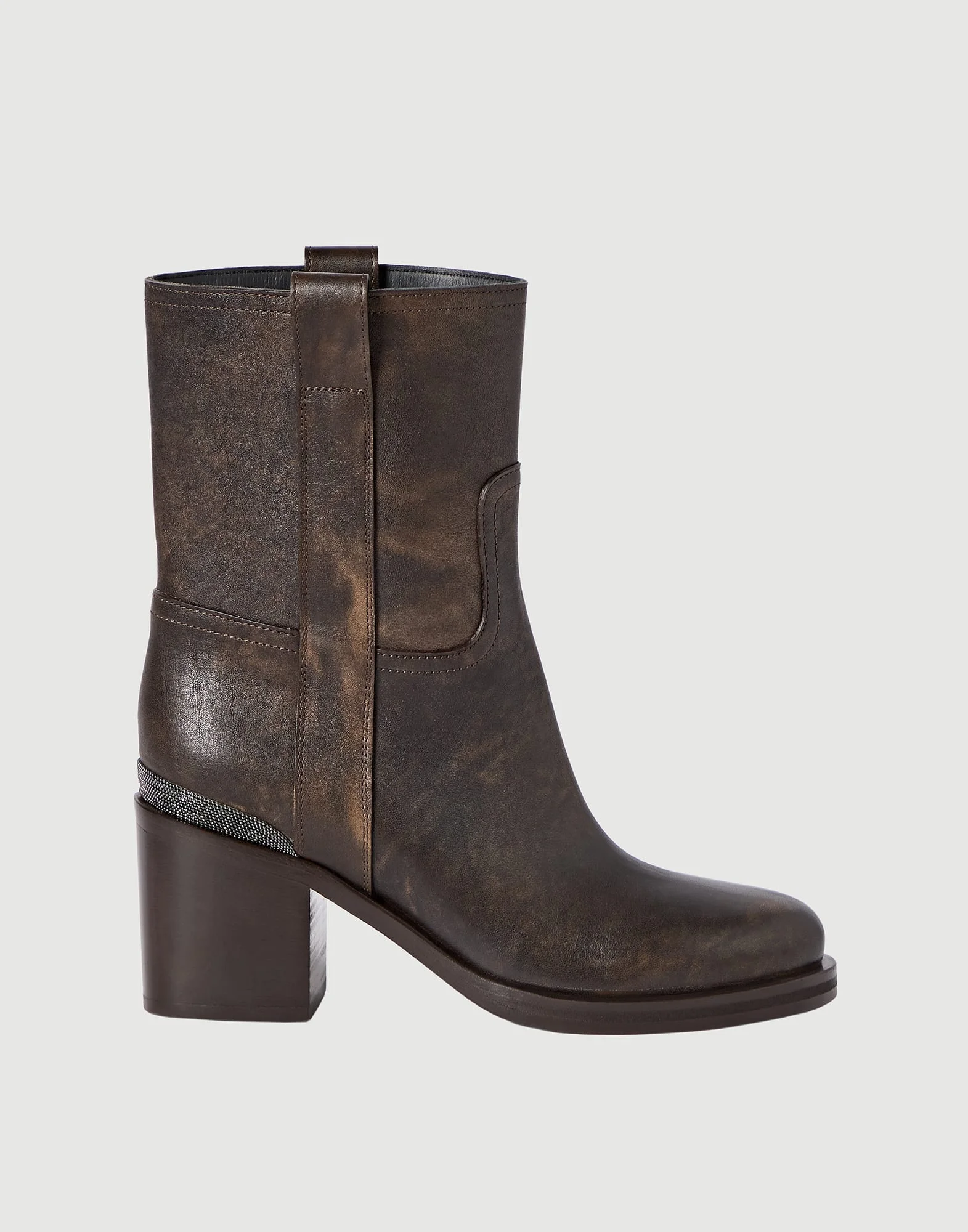 Vintage leather ankle boots with precious detail - 1