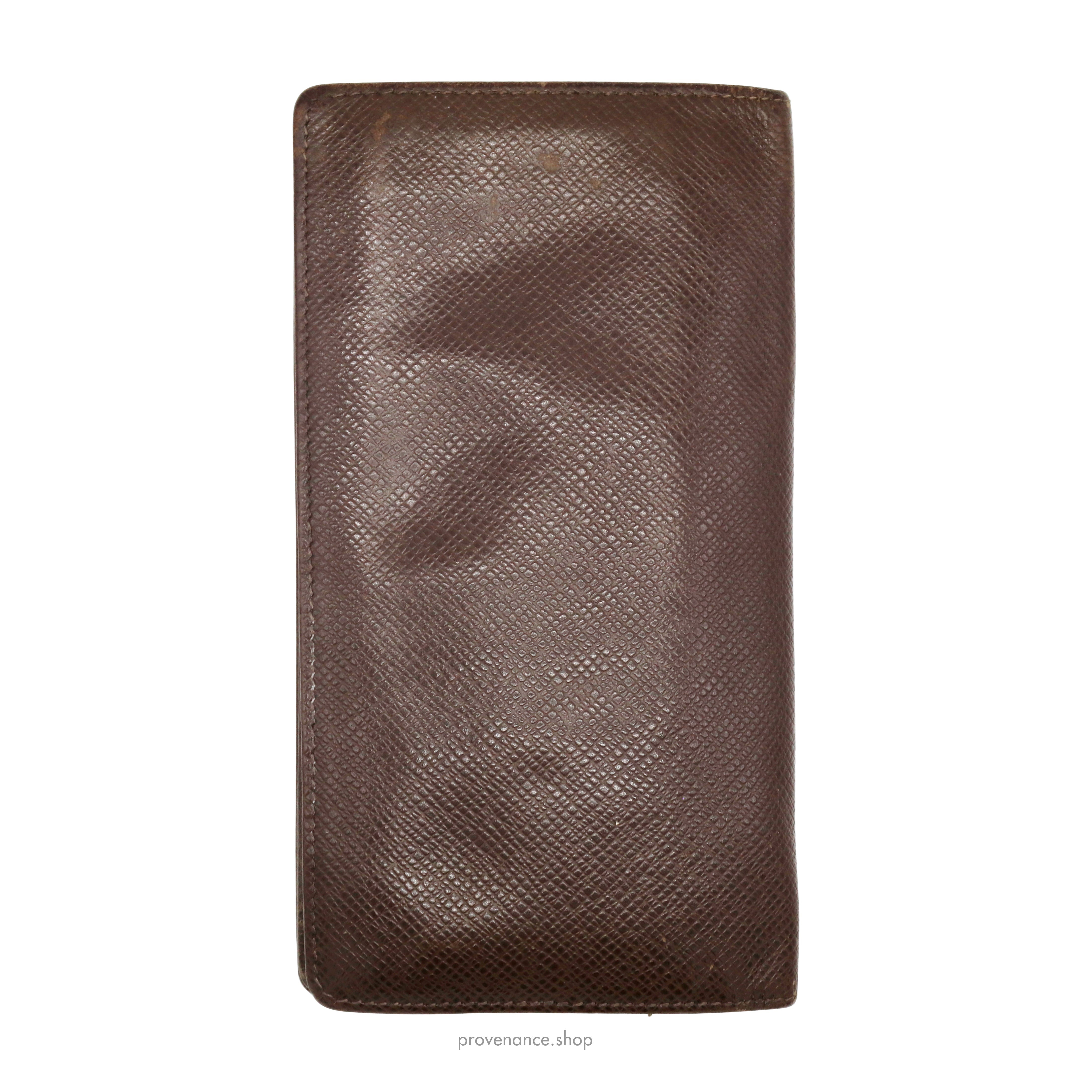 Louis Vuitton Brazza Long Wallet - Grizzli Taiga Leather - 2