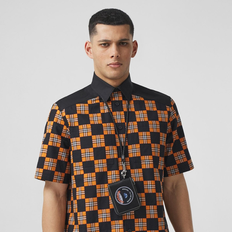 Badge Appliqué Leather Ziparound Wallet Lanyard 3