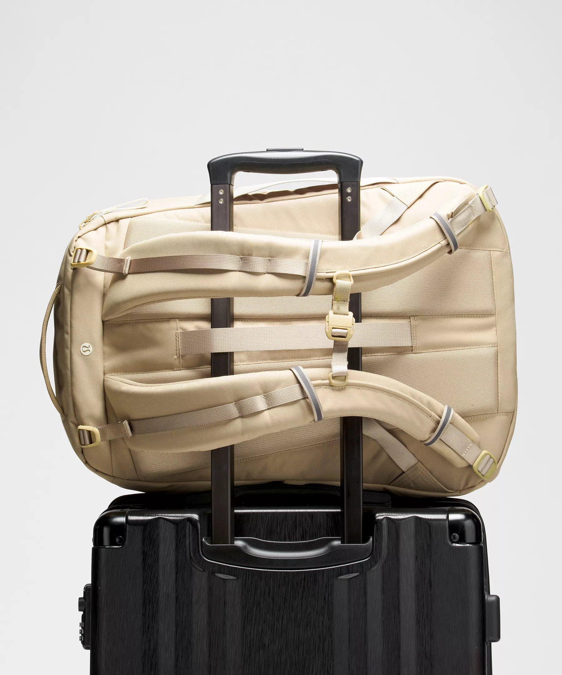Triple-Zip Backpack 28L *Tech Canvas - 6