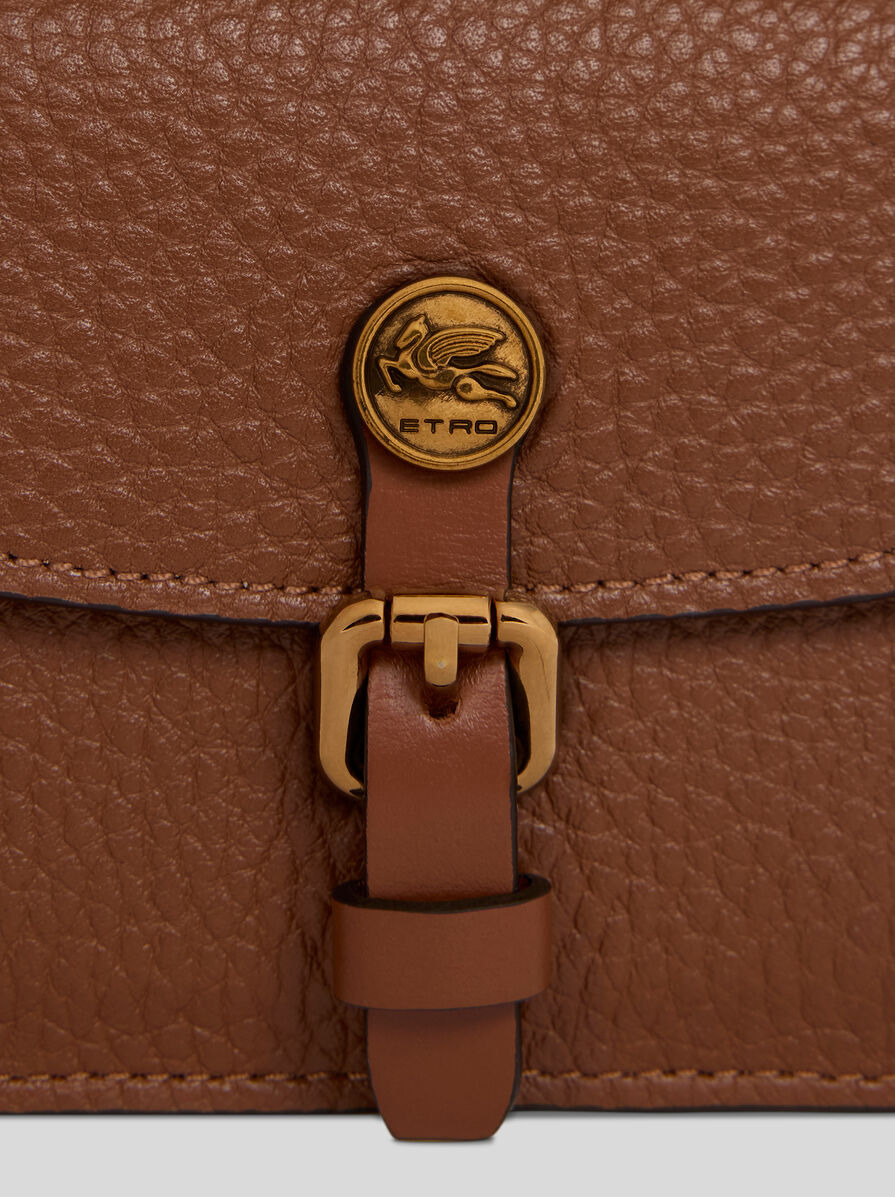 PONY CARD HOLDER IN TUMBLED LEATHER - 3