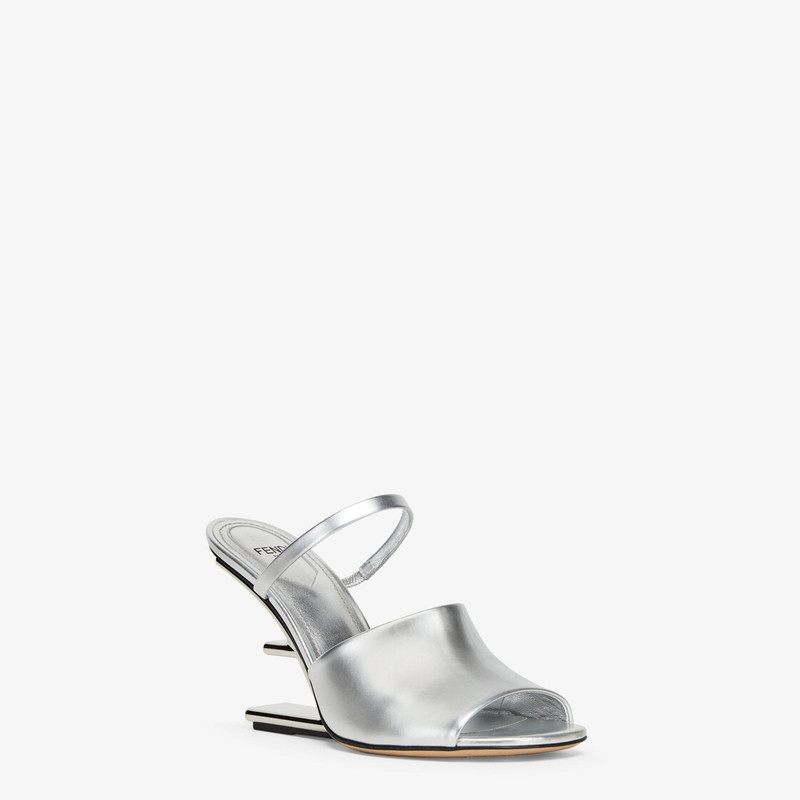 FENDI Fendi First outlook