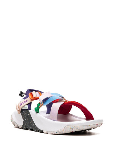 Nike Oneonta "Be True" sandals outlook