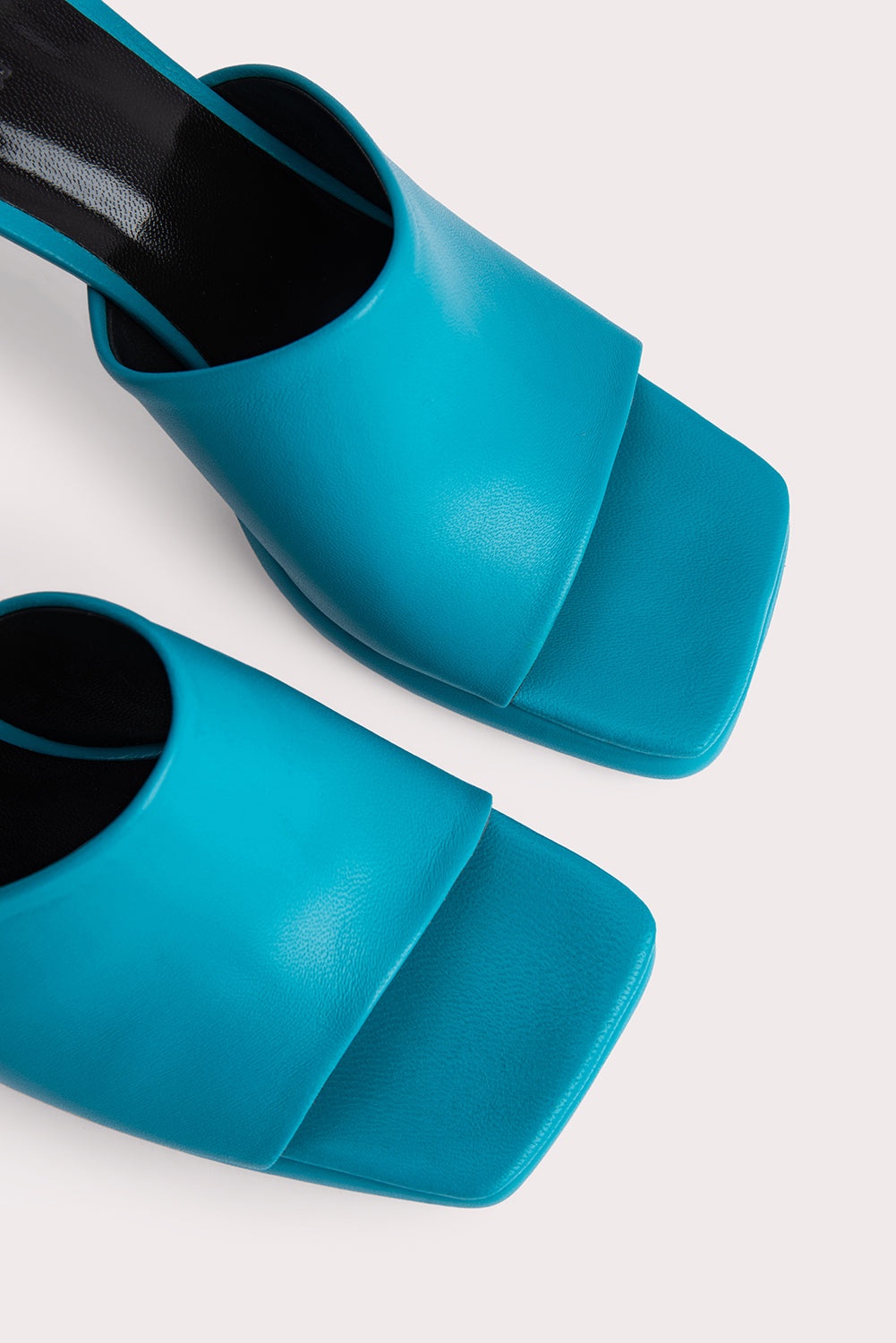 Beliz Azur Nappa Leather - 4