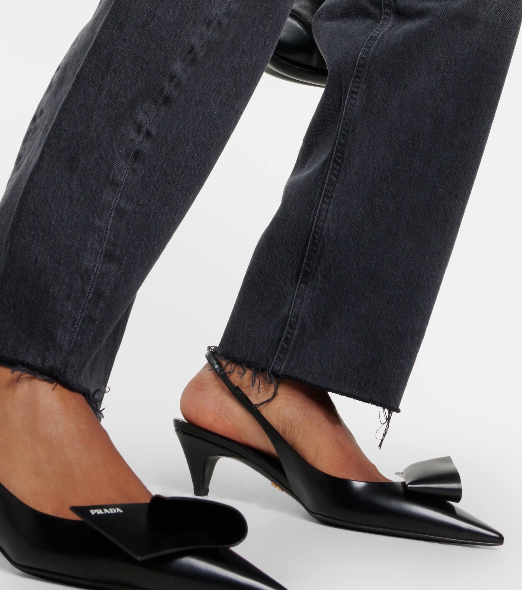 High-rise barrel-leg jeans - 5