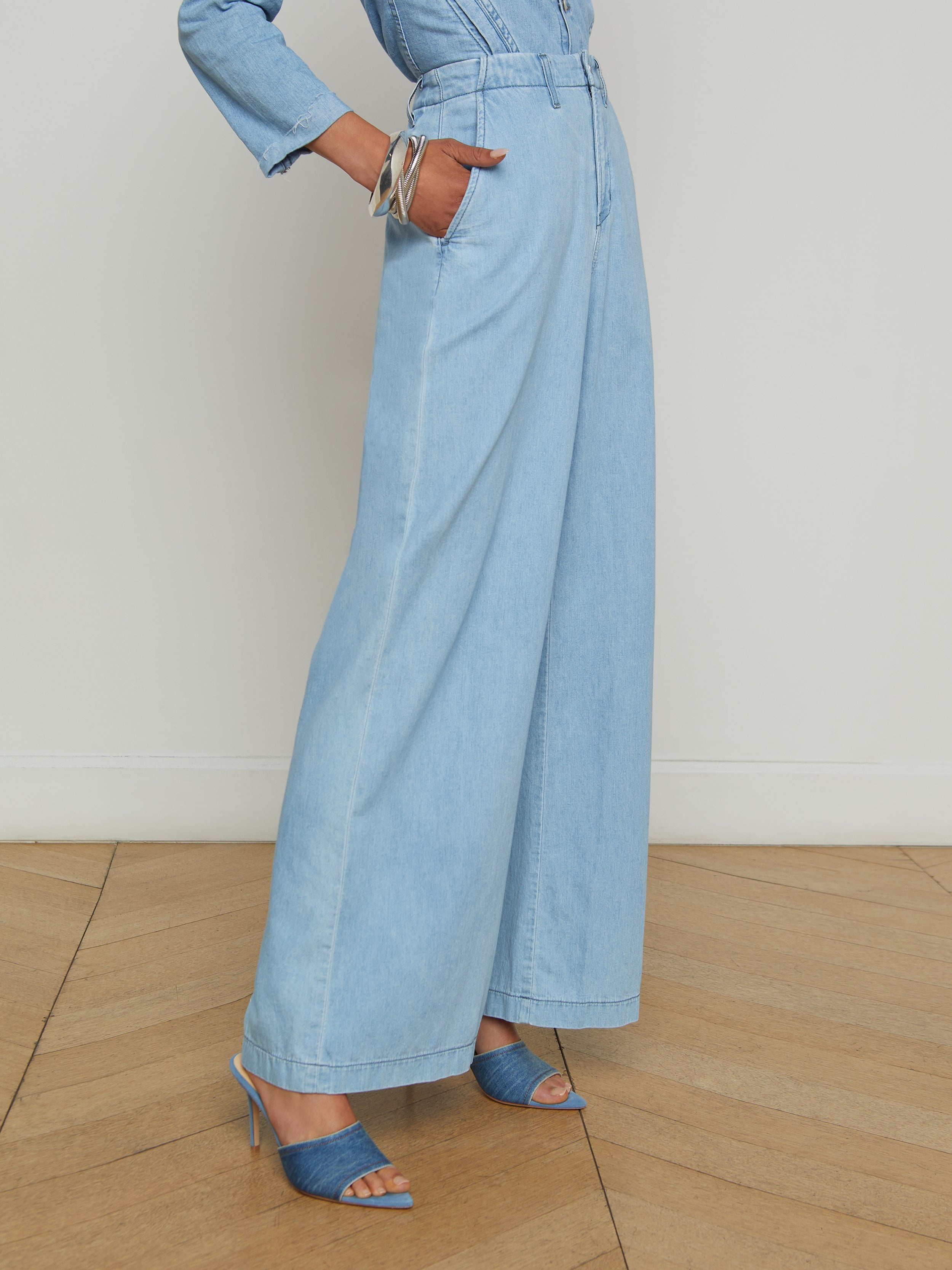 Runa Wide-Leg Jean - 4