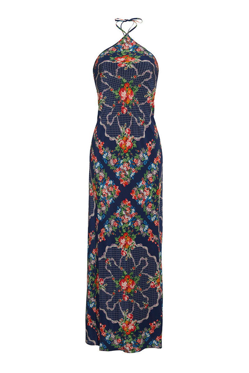 Andes Dress Moves Like a Breeze and Stuns from Every Angle 1