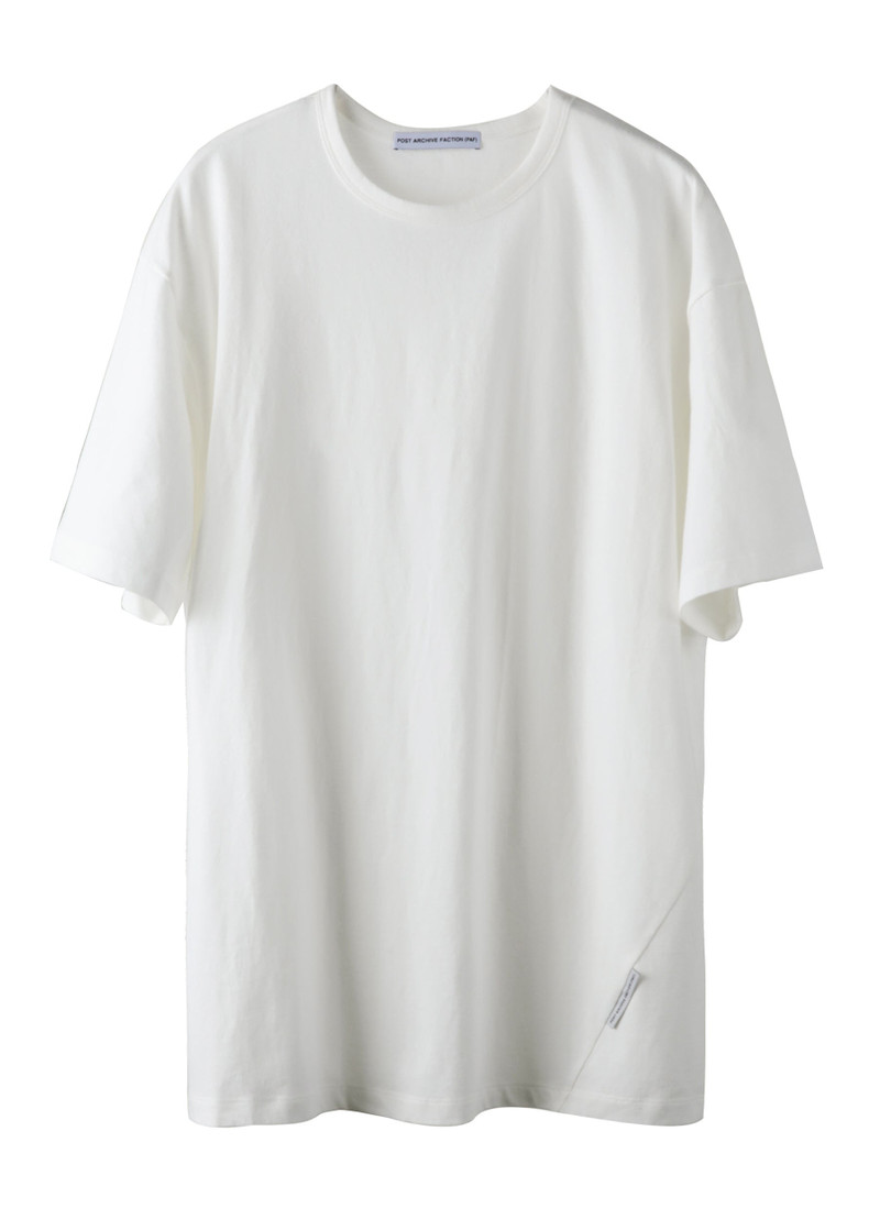 8.0 TEE RIGHT (WHITE) 1