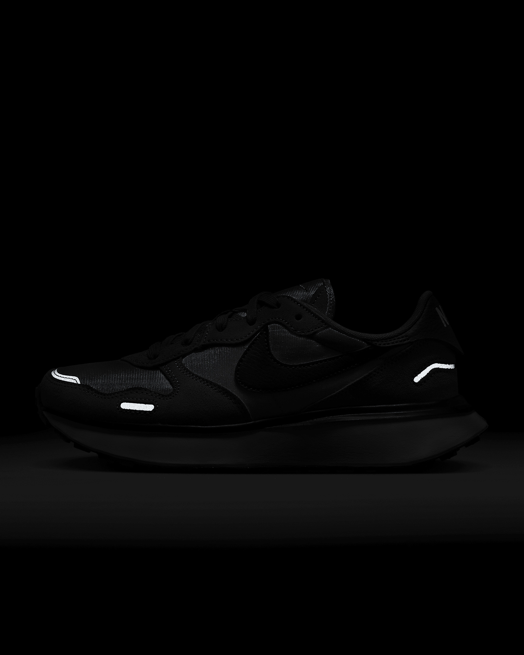 Nike Phoenix Waffle Women's Shoes - 11