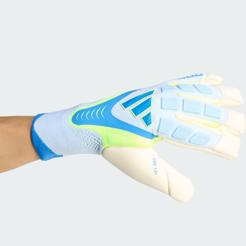 PREDATOR GOALKEEPER GLOVE PRO HYBRID PROMO 4