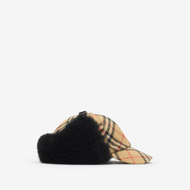 Burberry Check Wool Trapper Cap outlook