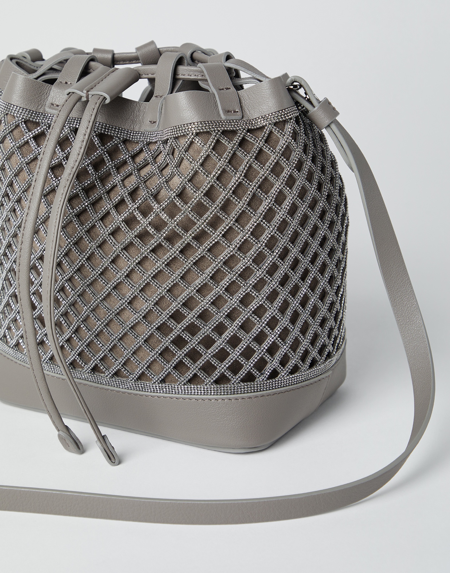 Precious net bucket bag - 3