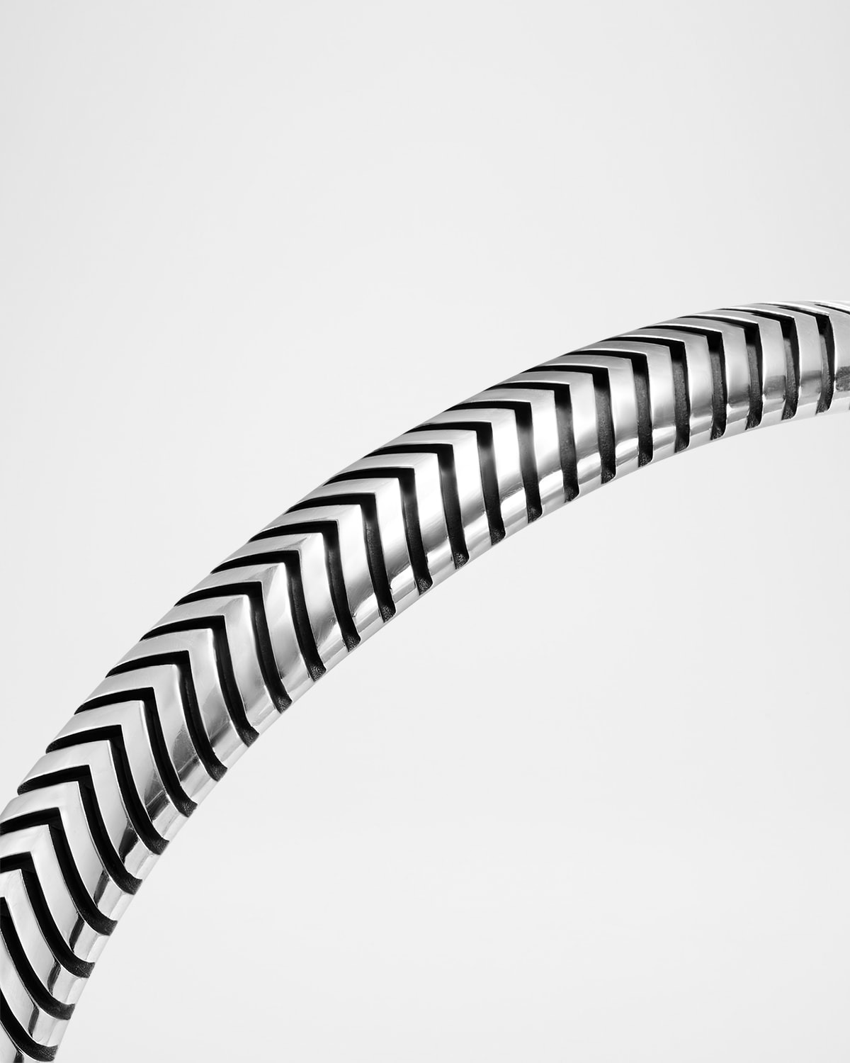 Men's Chevron Cuff Bracelet in Silver, 8mm - 5
