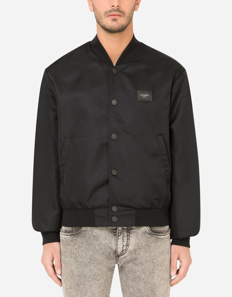 Nylon jacket with branded plate 1