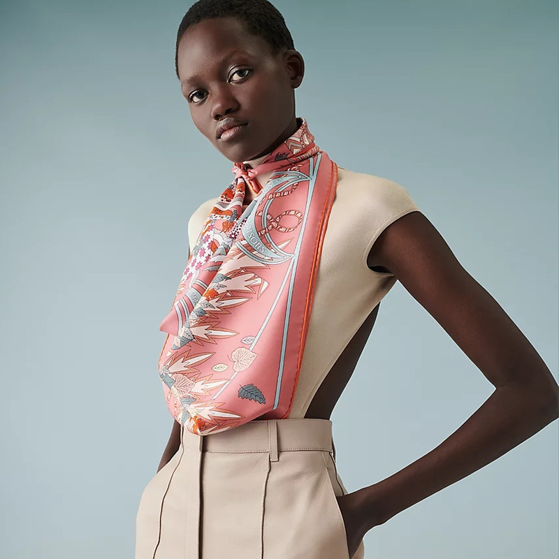 Hermès Le Sacre des Saisons scarf 90 outlook