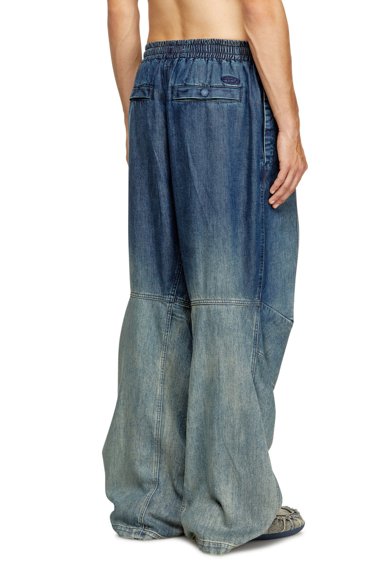 RELAXED JEANS D-PARI 068TC 4
