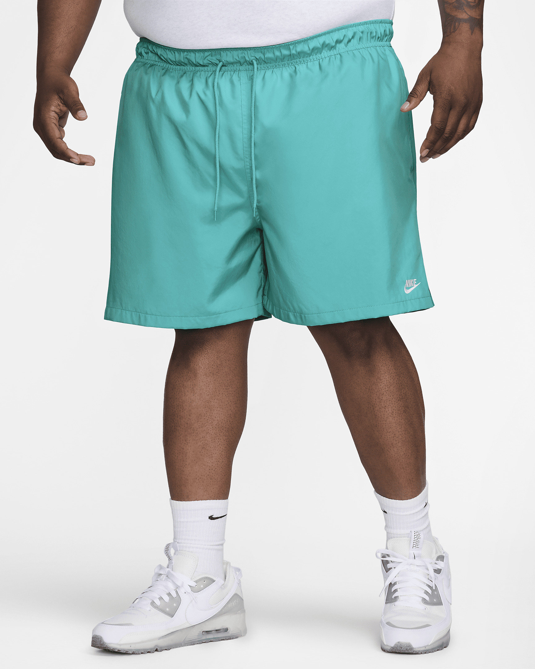 Nike Club Men's Woven Flow Shorts - 8