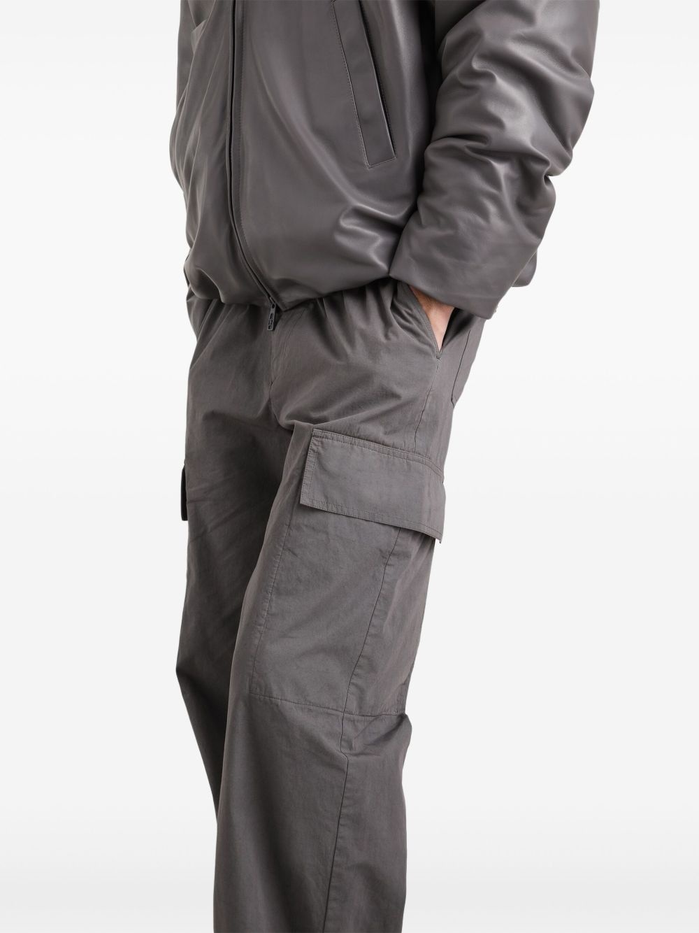 elasticated-waistband straight-leg trousers - 4