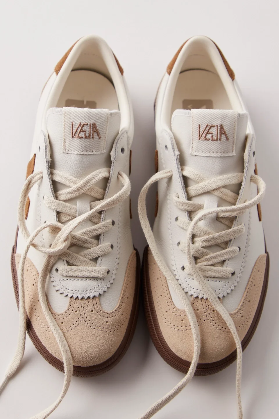 Veja Volley Sneakers - 1