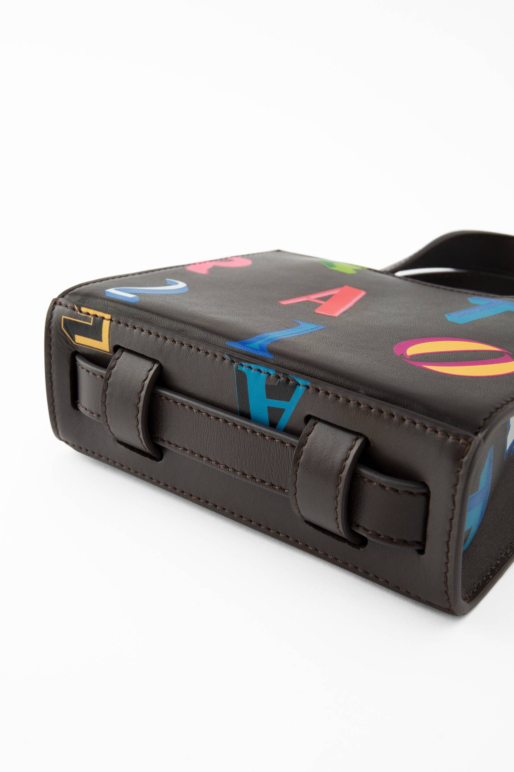 Trait Leather Bag - 10