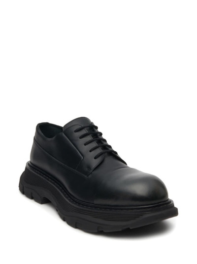 Alexander McQueen Tread leather lace up shoes outlook