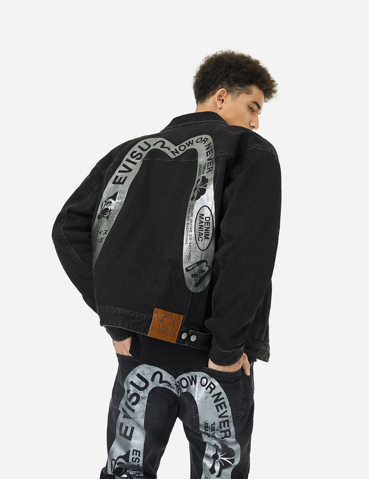 Graffiti-Style Daicock Print Loose Fit Denim Jacket - 5