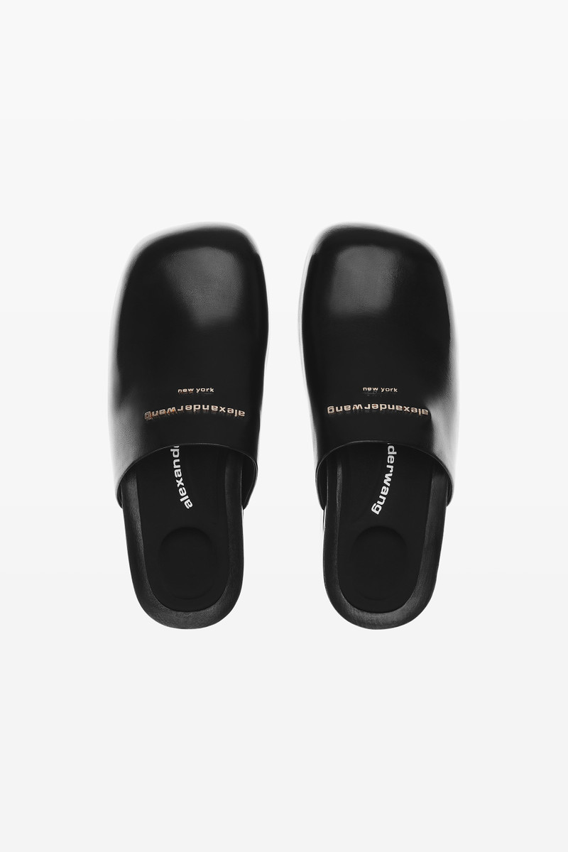 ZOE CLOG IN LEATHER 6