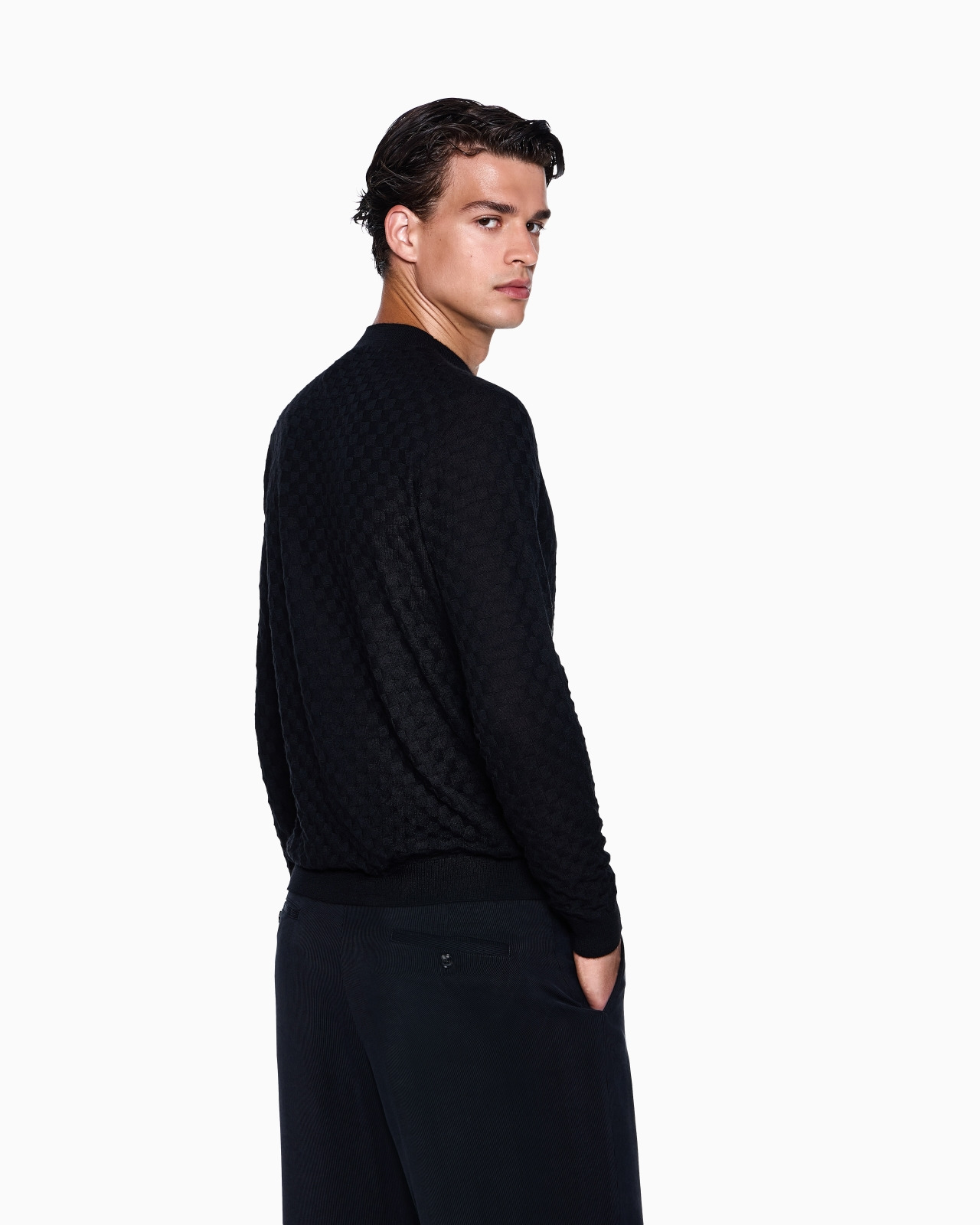 CREW-NECK JUMPER IN CASHMERE AND SILK - 3