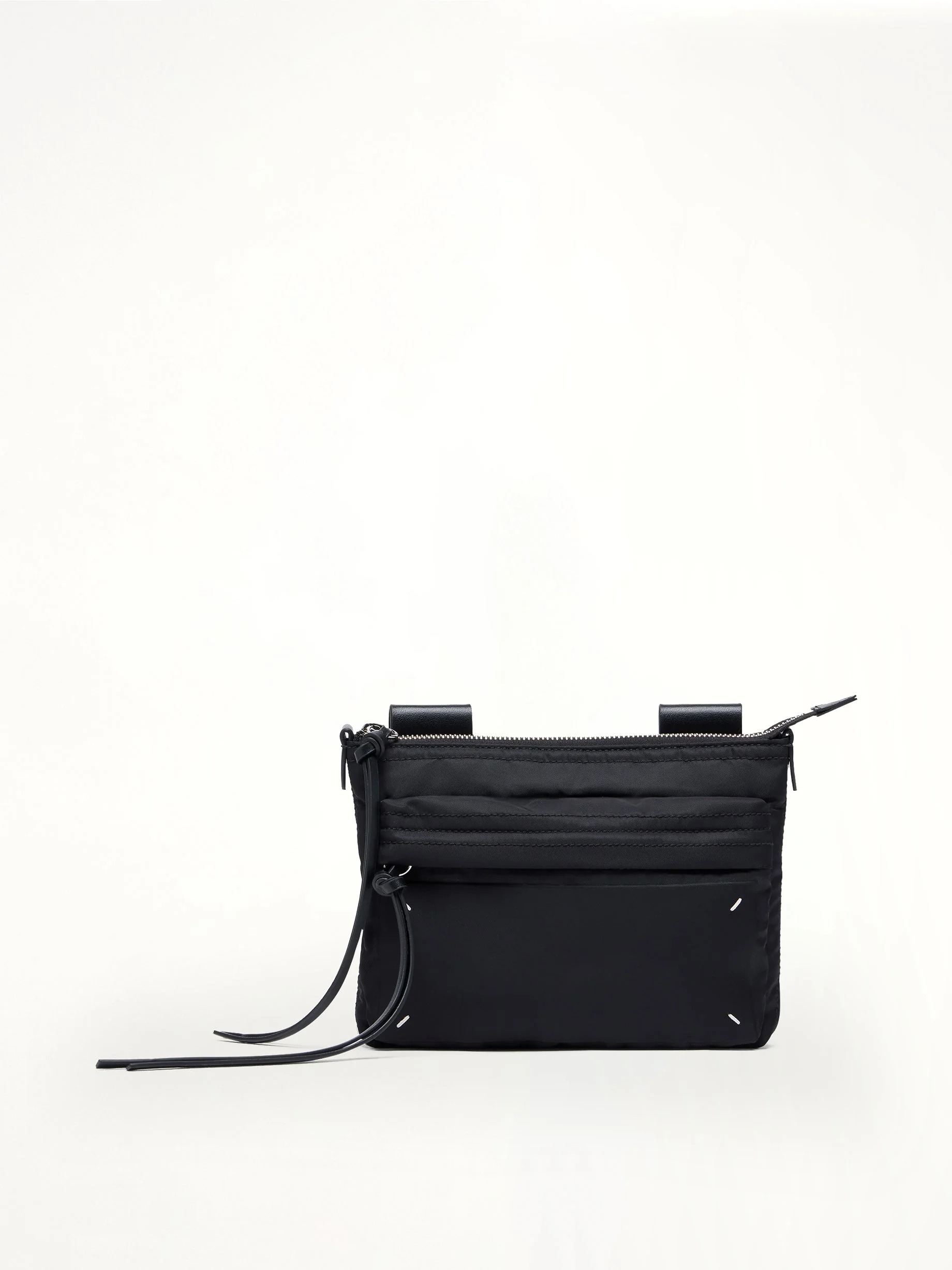 Zip Line Camera Bag in Black - 1