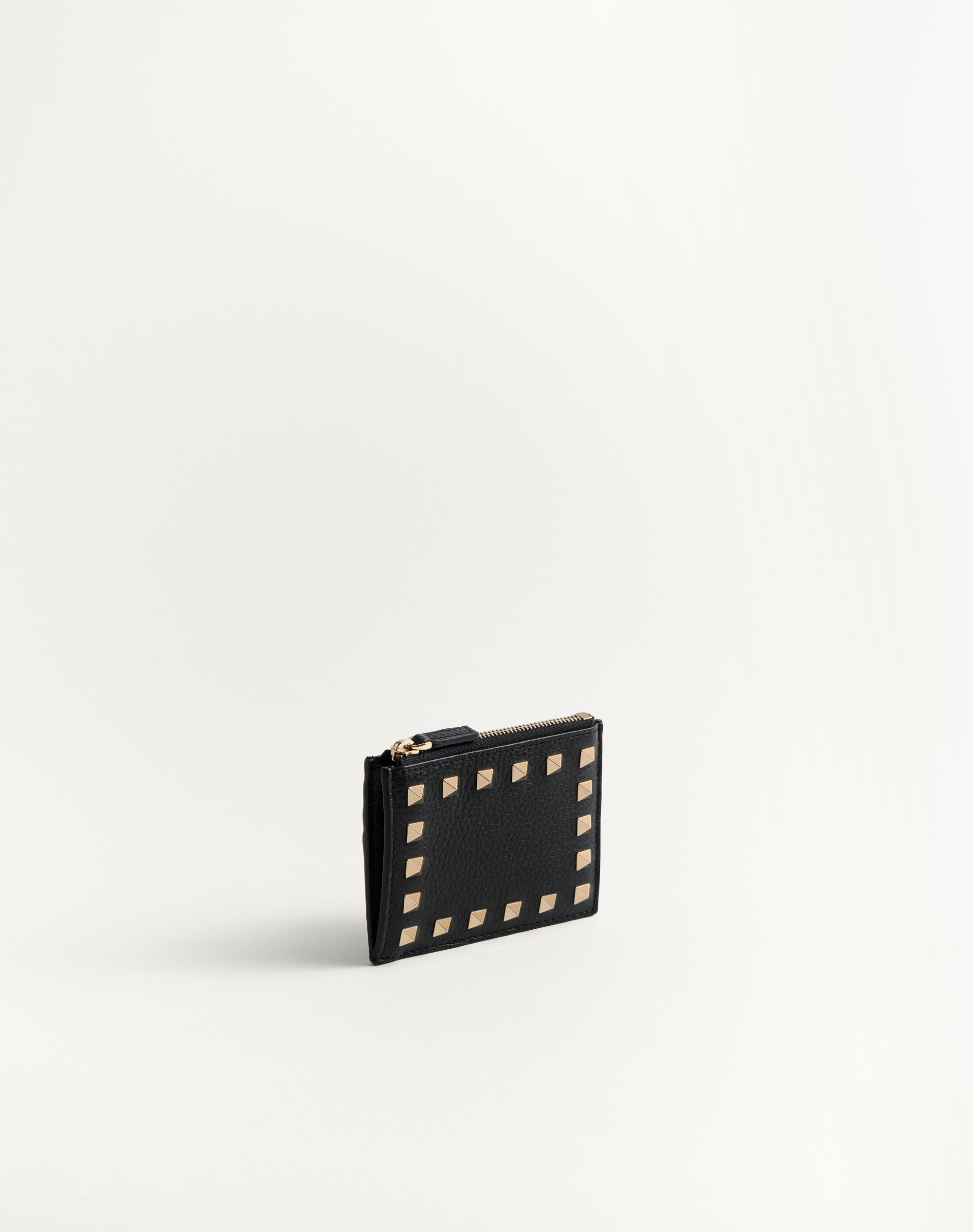 ROCKSTUD GRAINY CALFSKIN CARDHOLDER WITH ZIPPER - 4