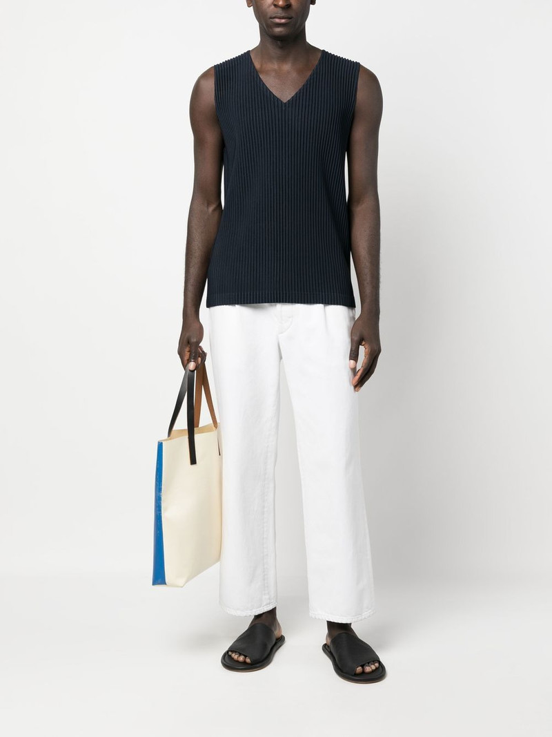 ISSEY MIYAKE plissé sleeveless vest outlook