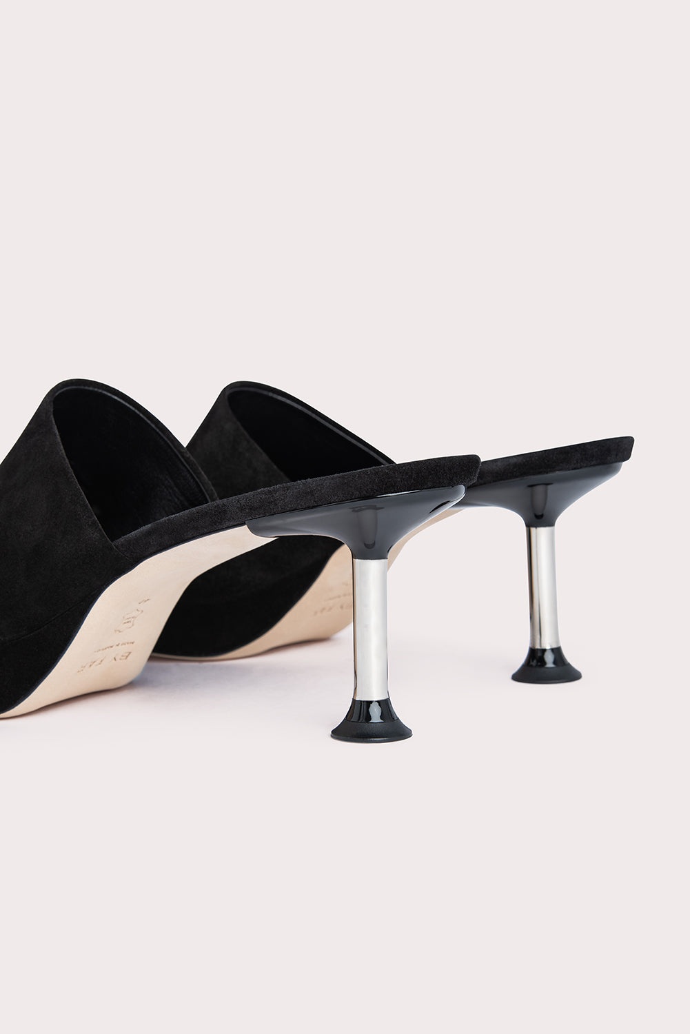 Cala Black Suede Leather - 5