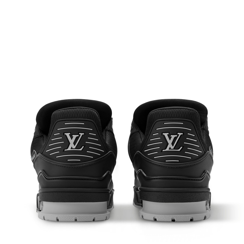 LV Trainer Sneaker 4