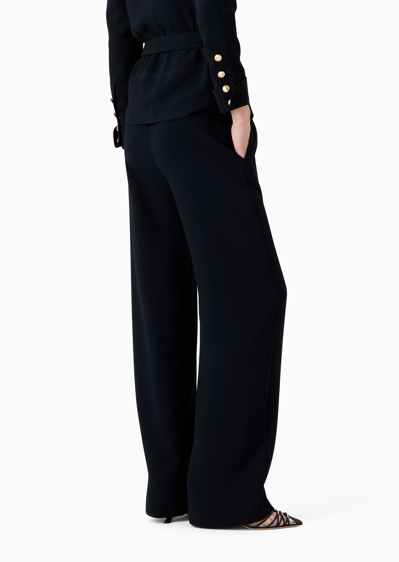 Technical seersucker trousers with darts - 3