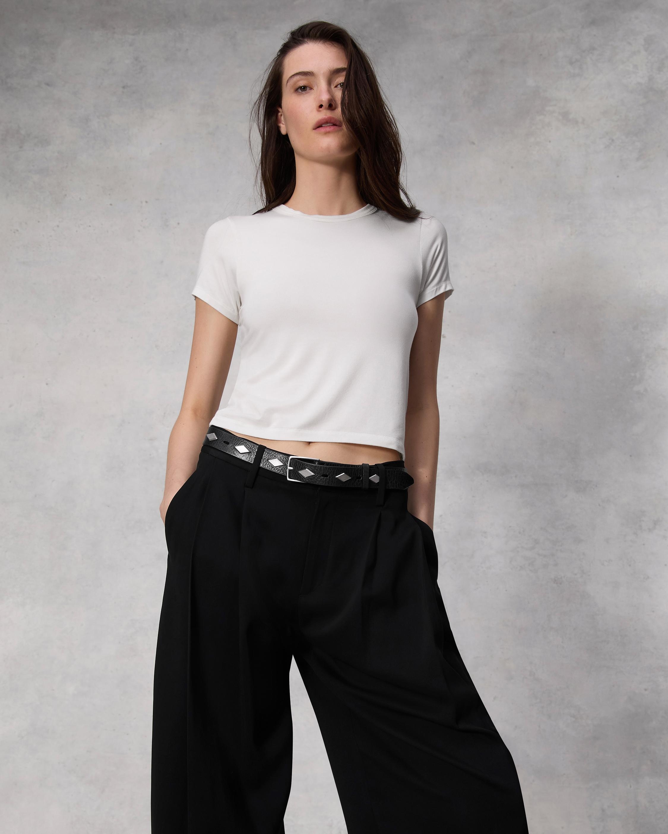 Cecily Crepe Pant
Relaxed Fit - 7