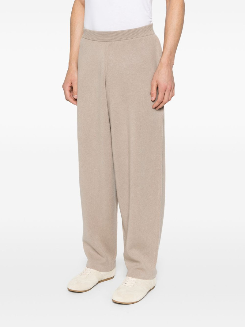 Mr. Hayden trousers 3