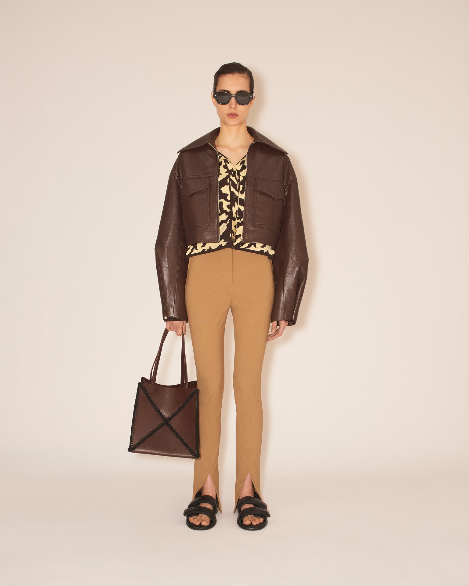 SAPIR - Slim regenerated leather boxxy cropped jacket - Dark brown - 2