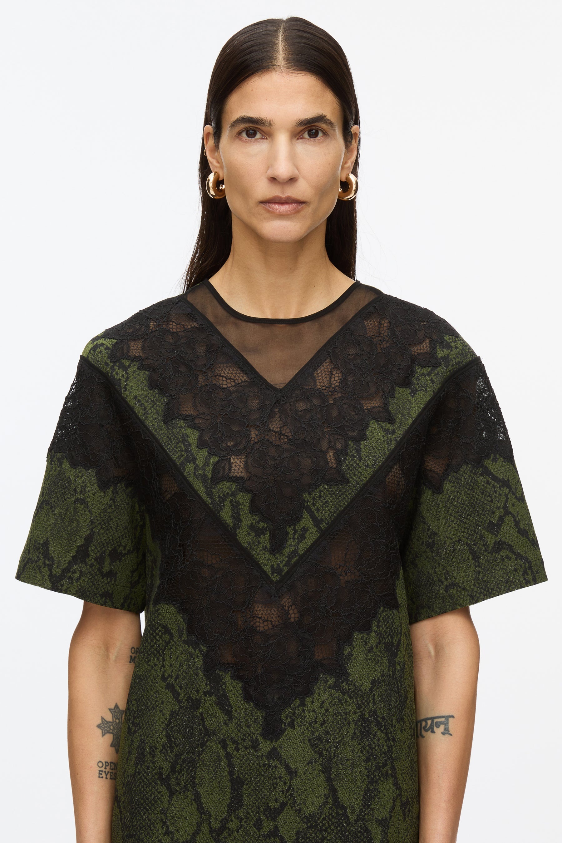 Snake Tee With Lace Inlay - 5