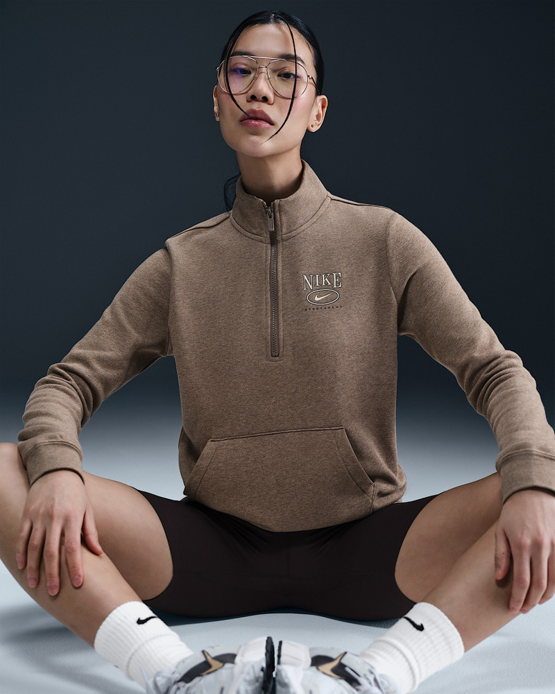 Nike Sportswear Club Fleece Women's Mock-Neck 1/2-Zip Graphic Top 3