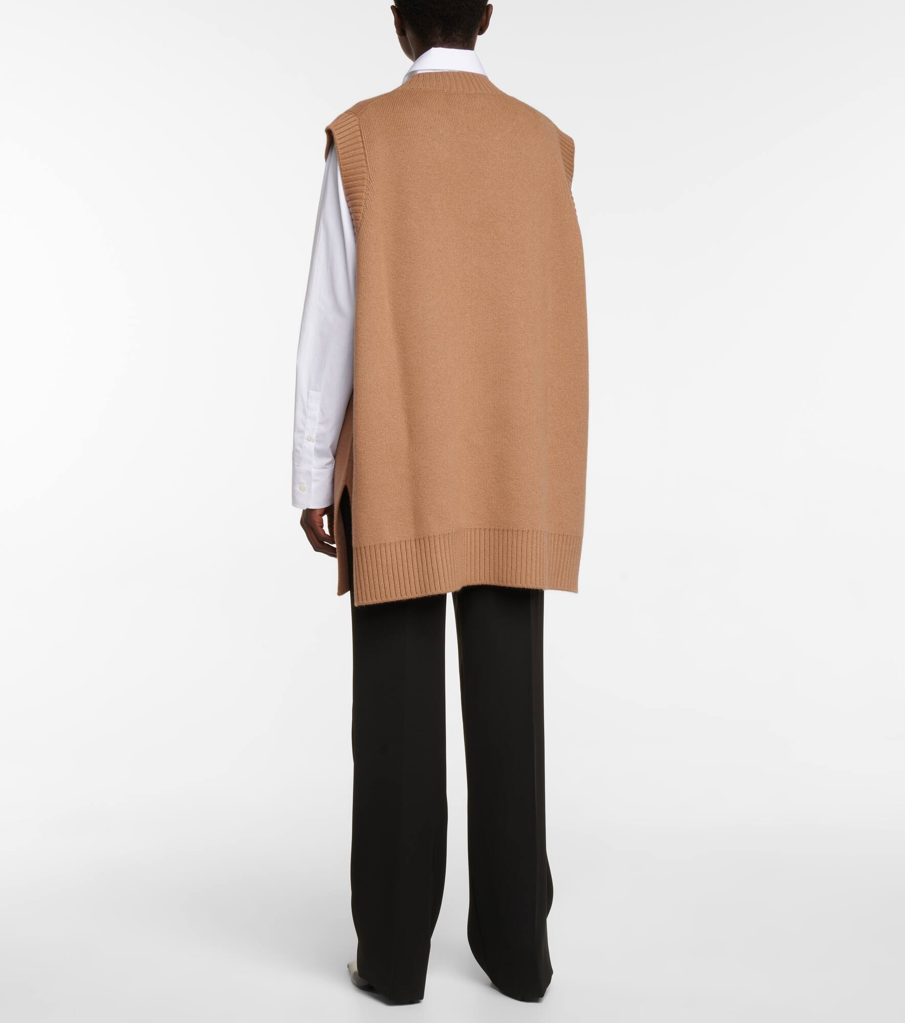 Cashmere sweater vest - 3