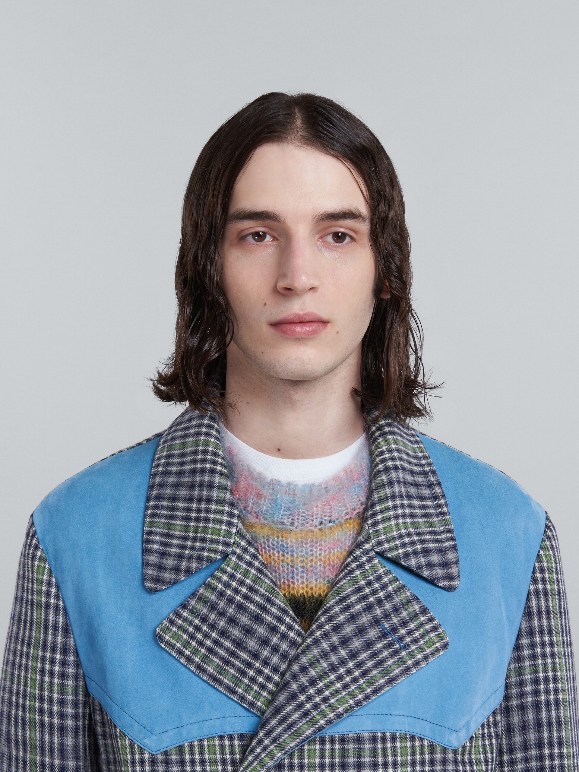 DOUBLE-BREASTED COAT IN GREY CHEQUERED WOOL - 4