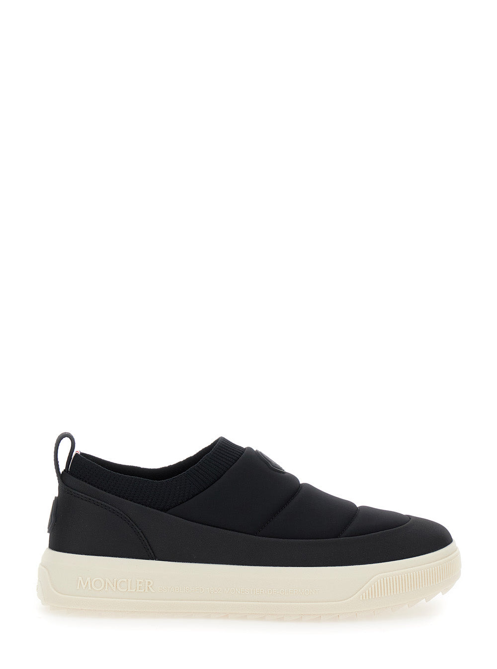 Moncler Men 'Monpulse' Black Low Top Sneakers With Logo Patch On The Front In Tech Fabric Man - 1