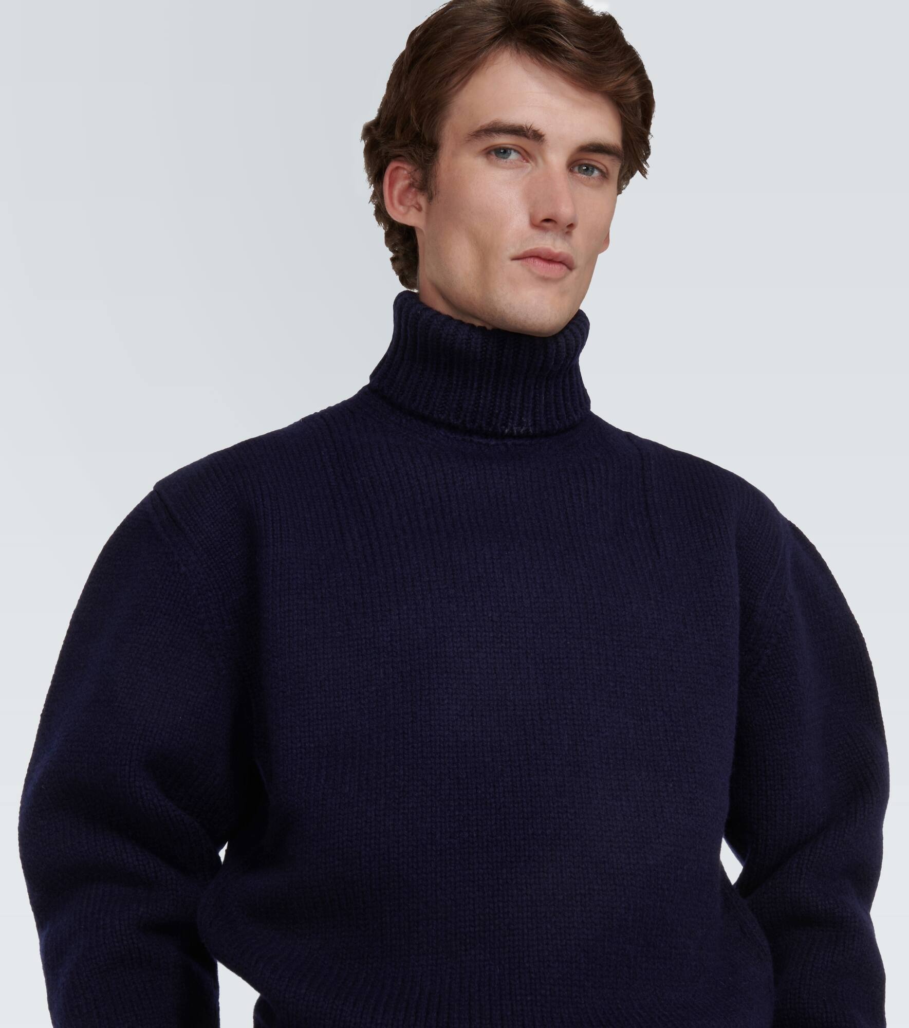 Wool turtleneck sweater - 5