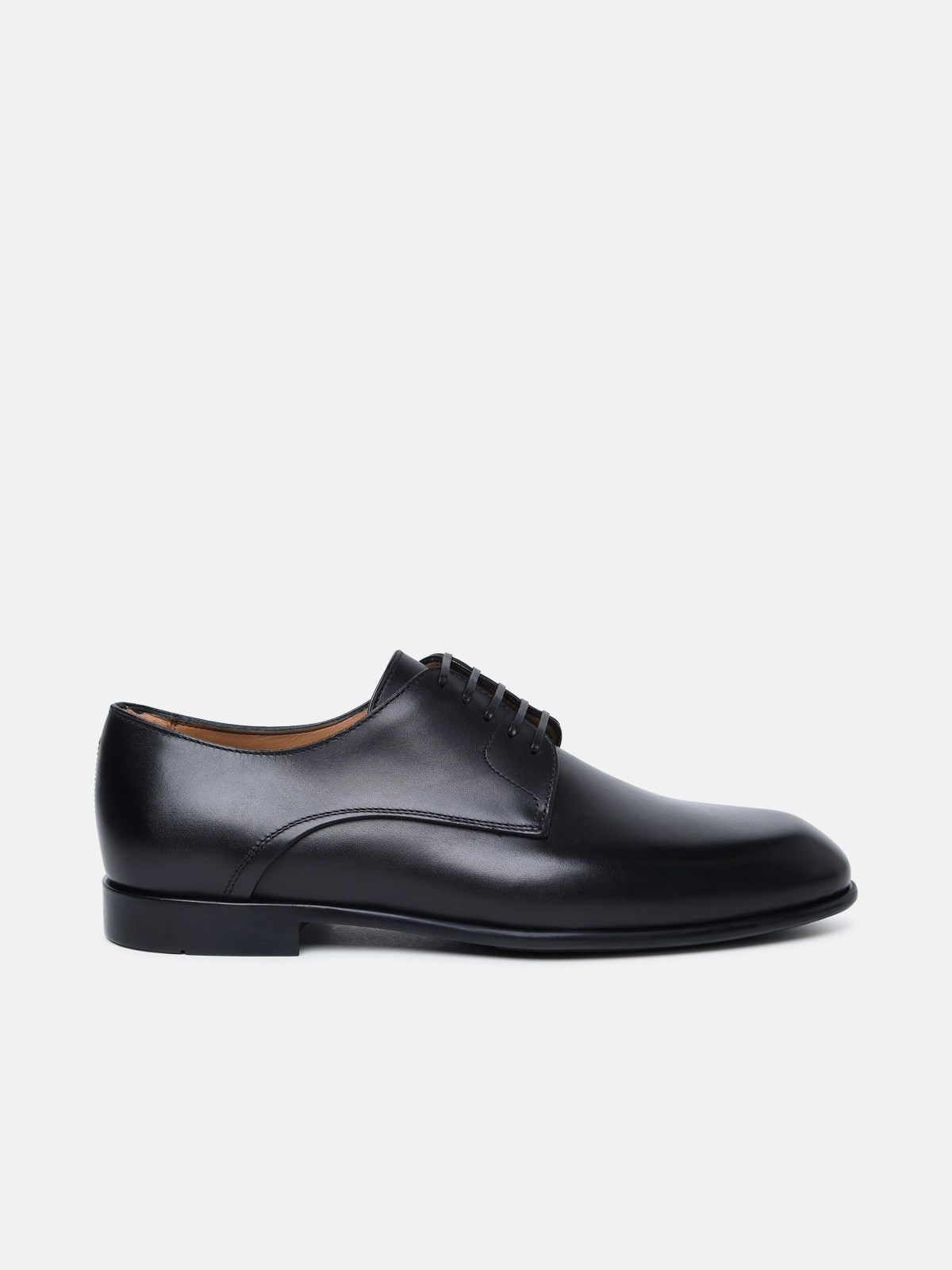 Scarpa ferragamo store